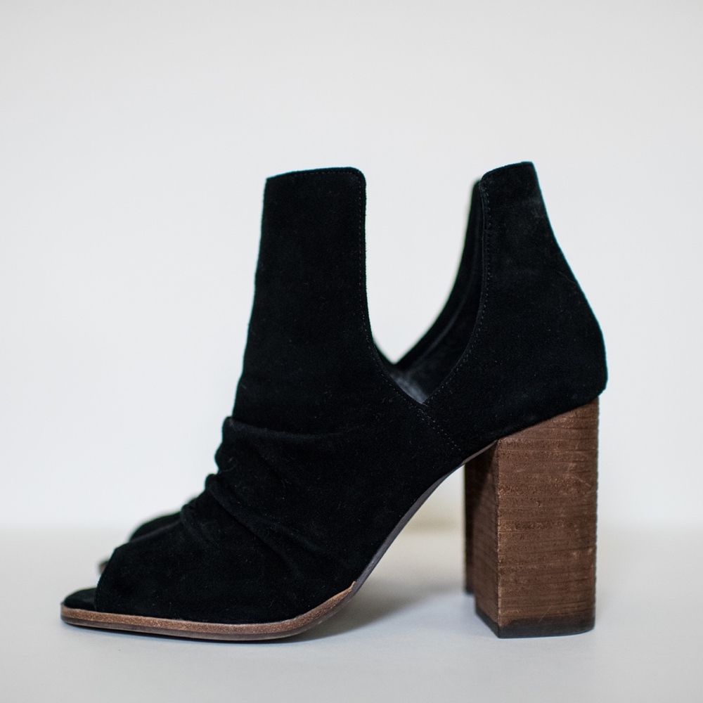 Kristin Cavallari Chinese Laundry Suede Bootie
